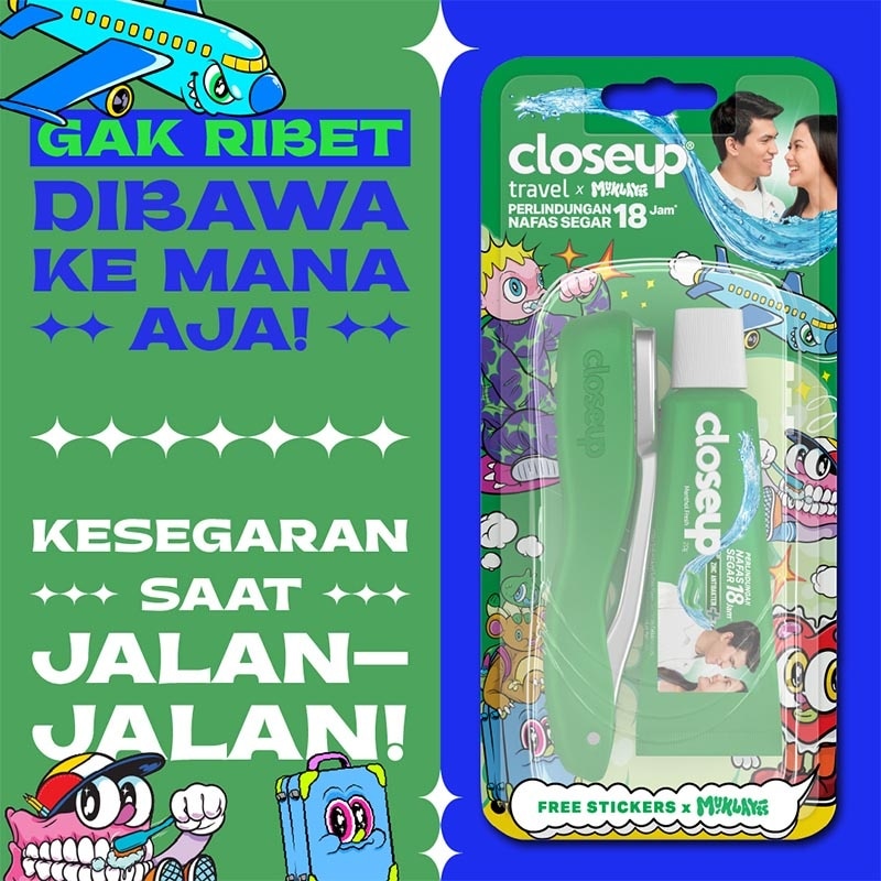 Close Up Sikat Gigi Lipat Travel (1pc + 20g)