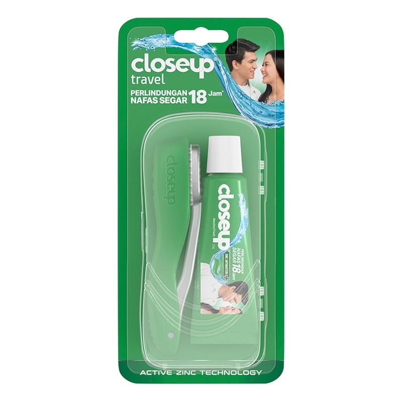 Close Up Sikat Gigi Lipat Travel (1pc + 20g)