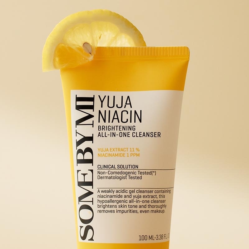 Yuja Niacin Brightening All in One Cleanser 100ml image