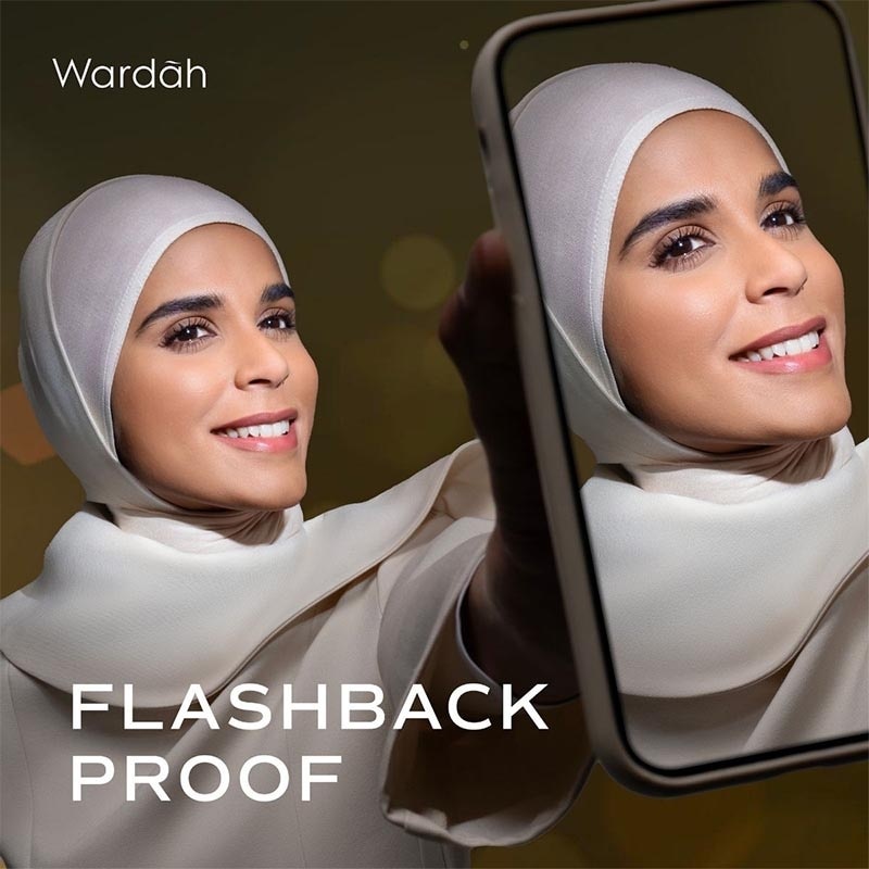 Colorfit Velvet Powder Foundation 21C Shell 11g