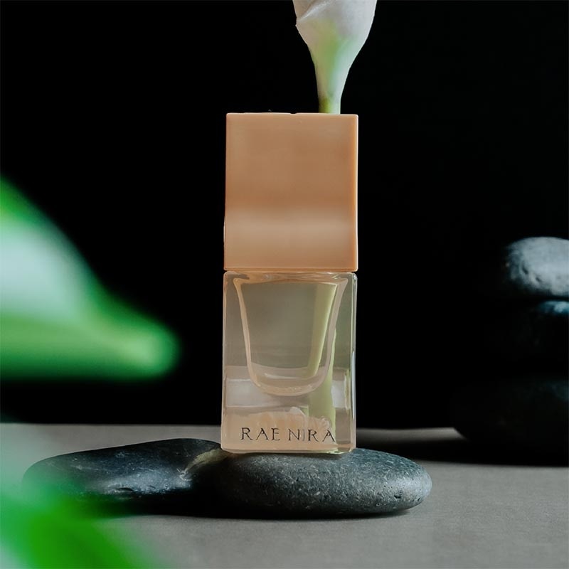 Travel Size Extrait de Parfum Rae Nira 8ml image